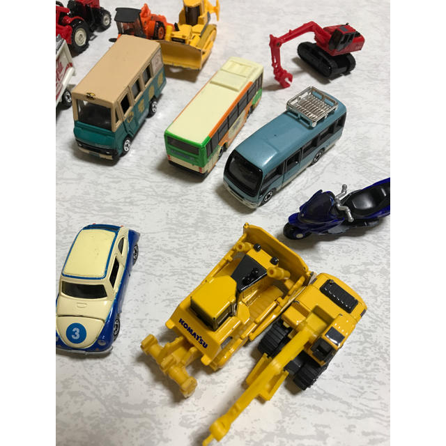 Takara Tomy(タカラトミー)のsahana521様専用   トミカ 工事車両&配達車&ディズニーなど エンタメ/ホビーのおもちゃ/ぬいぐるみ(ミニカー)の商品写真