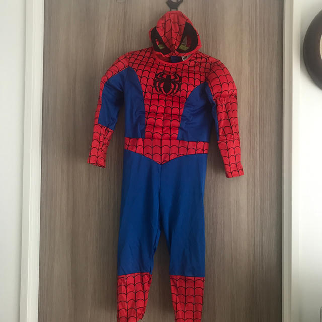 H&M(エイチアンドエム)のスパイダーマン コスチューム キッズ サイズ 110cmくらい 中古 2-4Y  エンタメ/ホビーのコスプレ(衣装一式)の商品写真