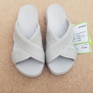 クロックス(crocs)のアップル様専用☆クロックス未使用　サンダル(サンダル)