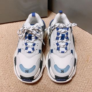 バレンシアガ(Balenciaga)のBALENCIAGA tripleS 36(スニーカー)