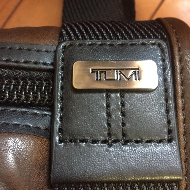 TUMI(トゥミ)のTUMI バーストー クロスボディ 92306 未使用品 NN様用 メンズのバッグ(ショルダーバッグ)の商品写真