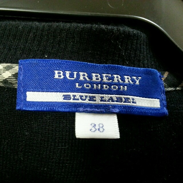 BURBERRY(バーバリー)のBURBERRY 黒 長袖カーディガン レディースのトップス(カーディガン)の商品写真