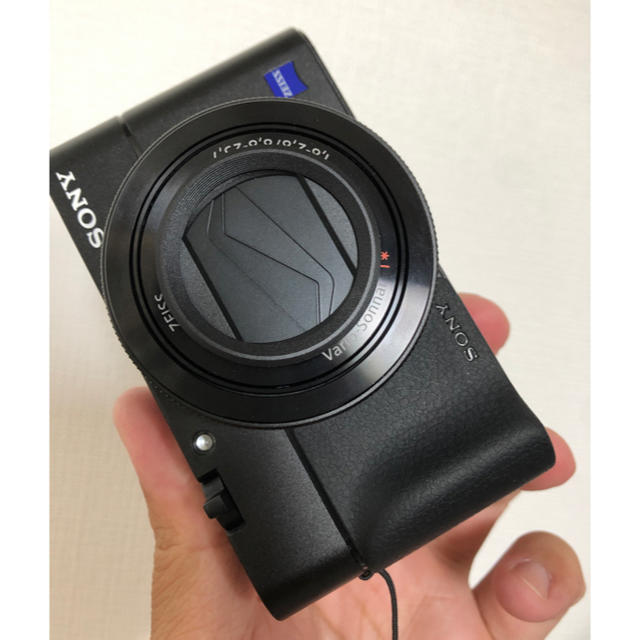 コンパクトデジタルカメラ今月限定早い者勝ち美品SONY DSC-RX100M5A