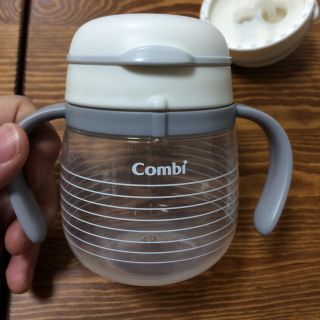 コンビ(combi)のラクマグ(マグカップ)