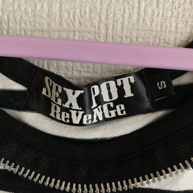 SEX POT ReVeNGe(セックスポットリベンジ)のSEX POT ReVeNGe 長袖Tシャツ レディースのトップス(Tシャツ(長袖/七分))の商品写真