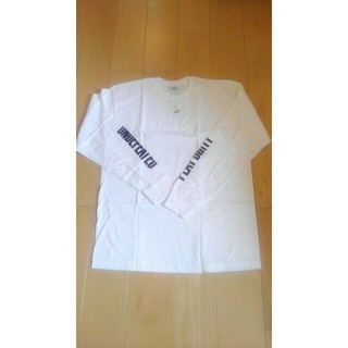 アンディフィーテッド(UNDEFEATED)のUNDEFEATED 　ロンT  XL　ホワイト　新品未使用　タグつき(Tシャツ/カットソー(七分/長袖))