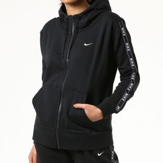 ナイキ(NIKE)のNIKE ナイキ パーカー(パーカー)