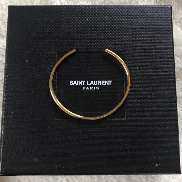 Saint Laurent(サンローラン)の❁サンローラン❁チューブバングル❁ゴールド レディースのアクセサリー(ブレスレット/バングル)の商品写真