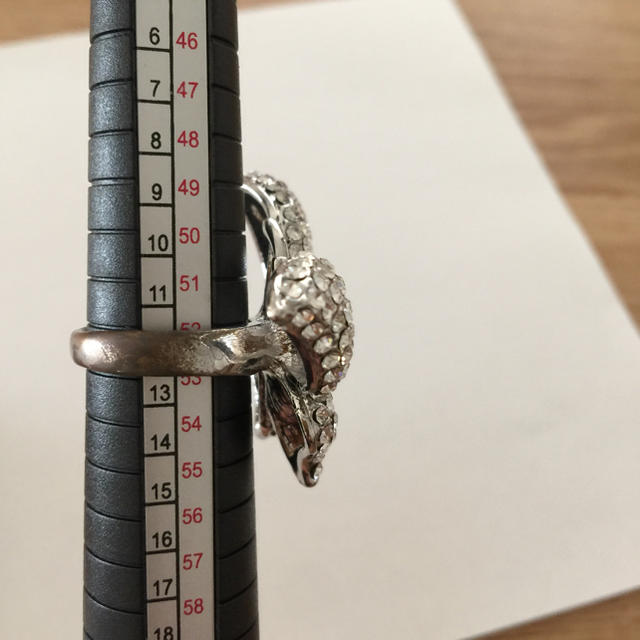 SWAROVSKI(スワロフスキー)のa-colle チェコクリスタル  リング　12号 レディースのアクセサリー(リング(指輪))の商品写真