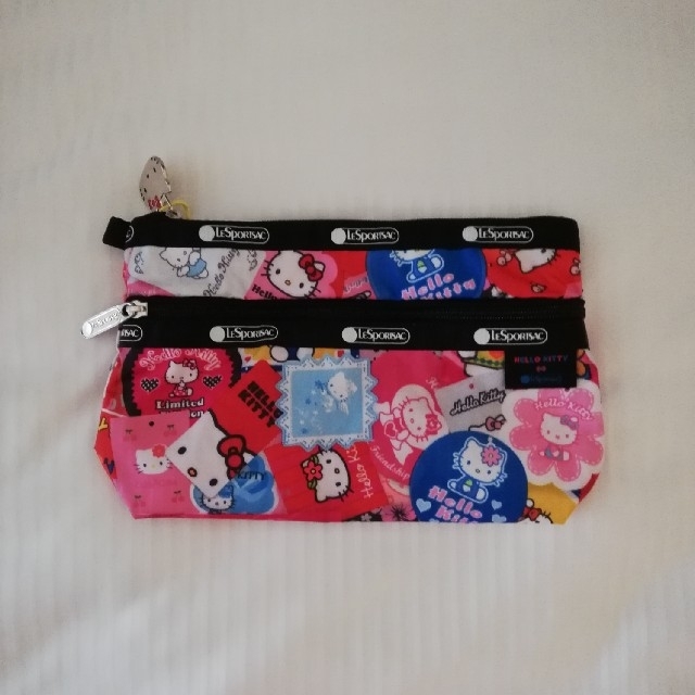 LeSportsac(レスポートサック)のLeSportsac COSMETIC CLUTCH ハローキティコレクター
 レディースのファッション小物(ポーチ)の商品写真