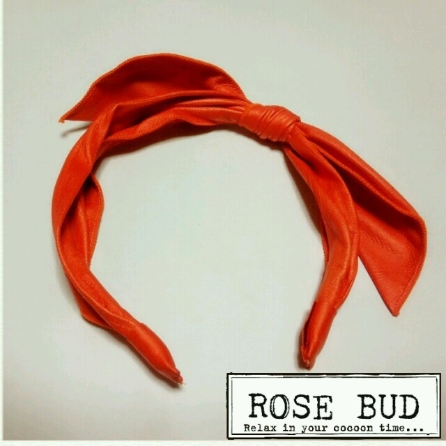 ROSE BUD(ローズバッド)のribbonカチューシャ* レディースのヘアアクセサリー(カチューシャ)の商品写真