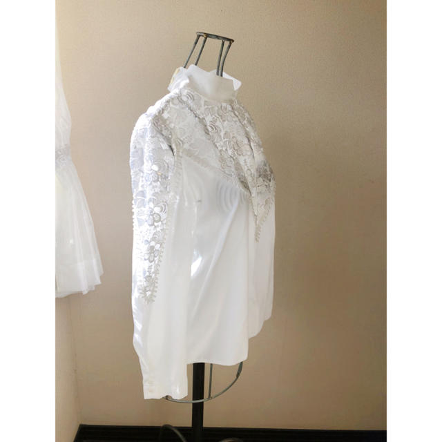 Ameri VINTAGE(アメリヴィンテージ)のwhite lace blouse レディースのトップス(シャツ/ブラウス(長袖/七分))の商品写真
