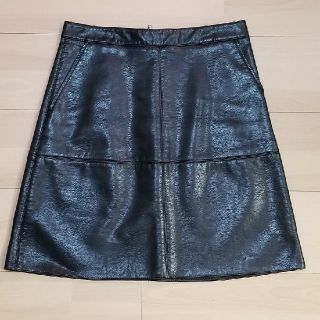 ザラ(ZARA)のエコレザー　Aライン　ミニスカート(ミニスカート)