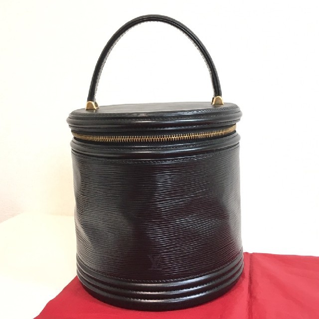 ルイヴィトン エピ カンヌ カデナと鍵2本付き | wellsprings.uk.net
