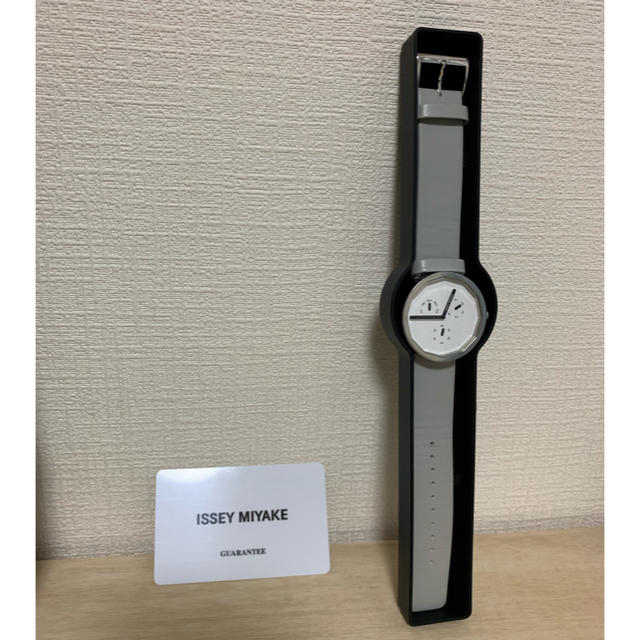ISSEY MIYAKE(イッセイミヤケ)の◇ ISSEI MIYAKE 腕時計 ◇ レディースのファッション小物(腕時計)の商品写真