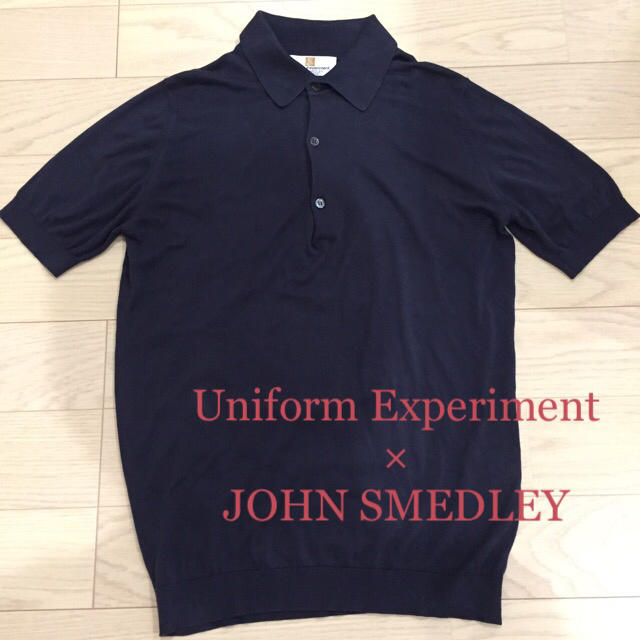 uniform experiment(ユニフォームエクスペリメント)のUniform Experiment × JOHN SMEDLEY ニットポロ メンズのトップス(ポロシャツ)の商品写真