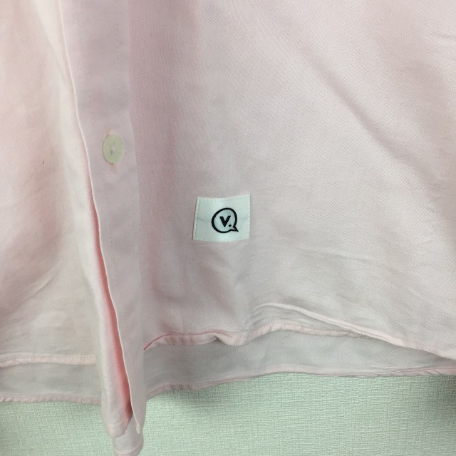 VANQUISH(ヴァンキッシュ)の美品 VANQUISH ヴァンキッシュ 長袖シャツ ピンク サイズM メンズのトップス(シャツ)の商品写真