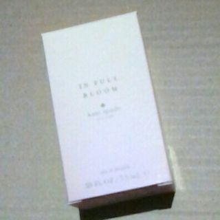 ケイトスペードニューヨーク(kate spade new york)のkatespade IN FULL BLOOM  香水7.5ml　(香水(女性用))