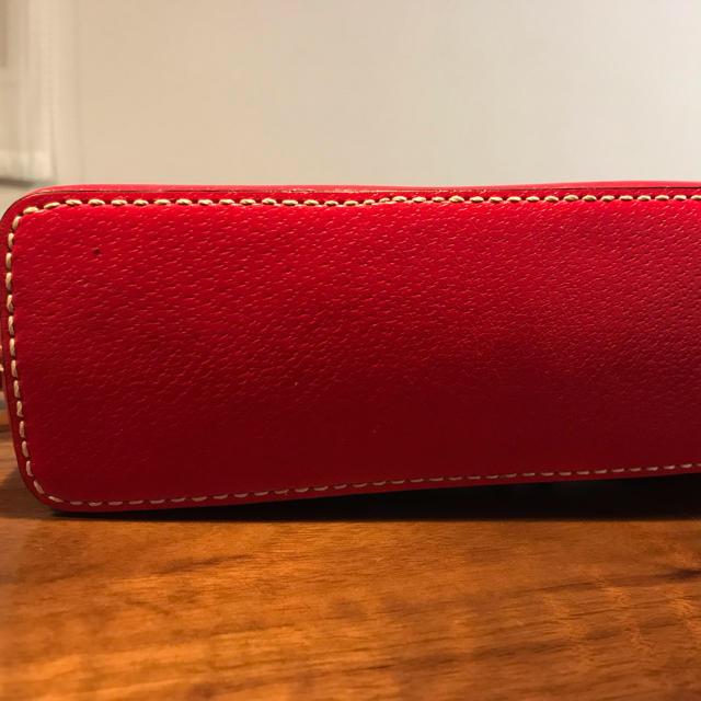 kate spade new york(ケイトスペードニューヨーク)のKate Spade Wellesley Hanna 斜め掛けショルダーバッグ レディースのバッグ(ショルダーバッグ)の商品写真