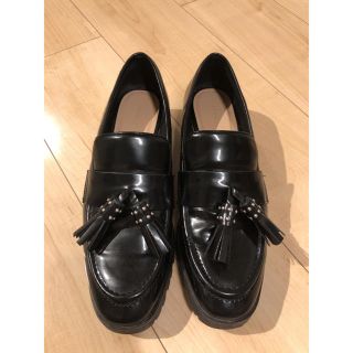 ザラ(ZARA)のZARA タッセル付きモカシン(ローファー/革靴)