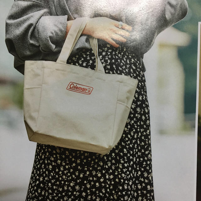 Coleman(コールマン)のMORE 10月号 付録  コールマンキャンバストート レディースのバッグ(トートバッグ)の商品写真