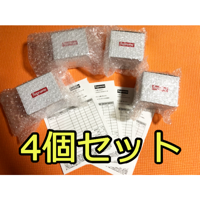 4個セット Supreme Timex Digital Watch Gold