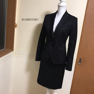 クミキョク(kumikyoku（組曲）)のみ〜様専用 KUMIKYOKU ビジネス スーツ ブラック シルク混(スーツ)