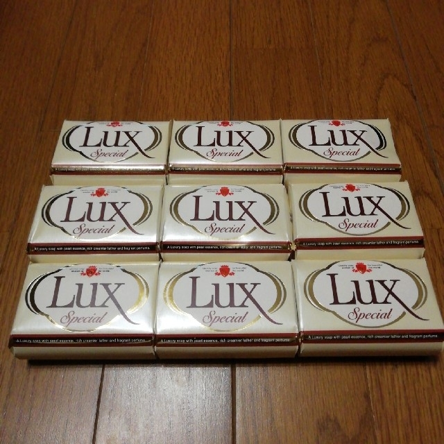 LUX(ラックス)のLUXスペシャル　固形石鹸　9個セット コスメ/美容のボディケア(ボディソープ/石鹸)の商品写真