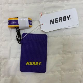 NERDY カードホルダー Lanyard Card Wallet パープル(名刺入れ/定期入れ)