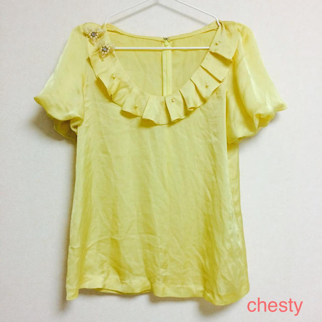 Chesty(チェスティ)のchesty♡フリルビーズ付ブラウス レディースのトップス(シャツ/ブラウス(半袖/袖なし))の商品写真