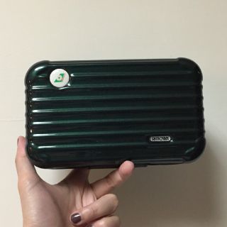 リモワ(RIMOWA)の☆非売品☆EVA航空ファーストクラス限定リモワポーチ グリーン(旅行用品)