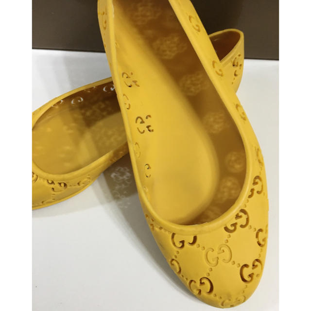 Gucci(グッチ)の送料無料 GUCCI ラバーフラットシューズused レディースの靴/シューズ(バレエシューズ)の商品写真