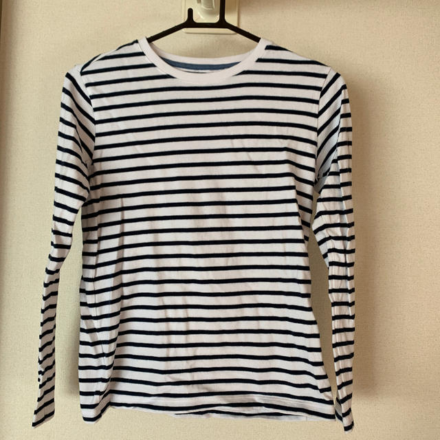 UNIQLO(ユニクロ)のUNIQLO 男児 ロングTシャツ ボーダー 150 キッズ/ベビー/マタニティのキッズ服男の子用(90cm~)(Tシャツ/カットソー)の商品写真