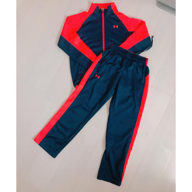 UNDER ARMOUR(アンダーアーマー)のアンダーアーマー☆ジャージ上下 キッズ/ベビー/マタニティのキッズ服男の子用(90cm~)(その他)の商品写真