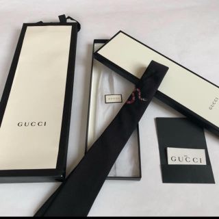 グッチ(Gucci)のGucci スネークネクタイ(ネクタイ)