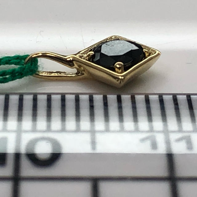 k18YG AU750 18金 ブラックダイヤモンド 0.29ct ペンダント