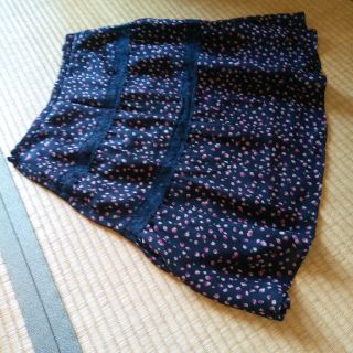 イマージュ(IMAGE)のミイ様専用★同梱なら100円　IMAGE　黒の膝丈スカート(ひざ丈スカート)