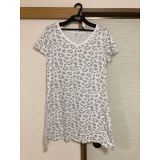 ヒョウ柄 Tシャツ(Tシャツ(半袖/袖なし))