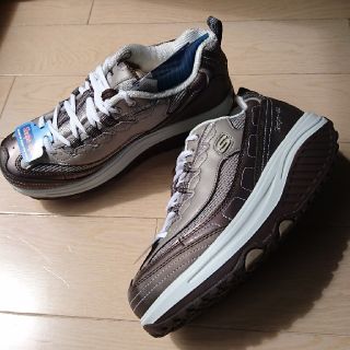 スケッチャーズ(SKECHERS)のskechers  シェイプアップ ウォーキングシューズ 新品(ウォーキング)