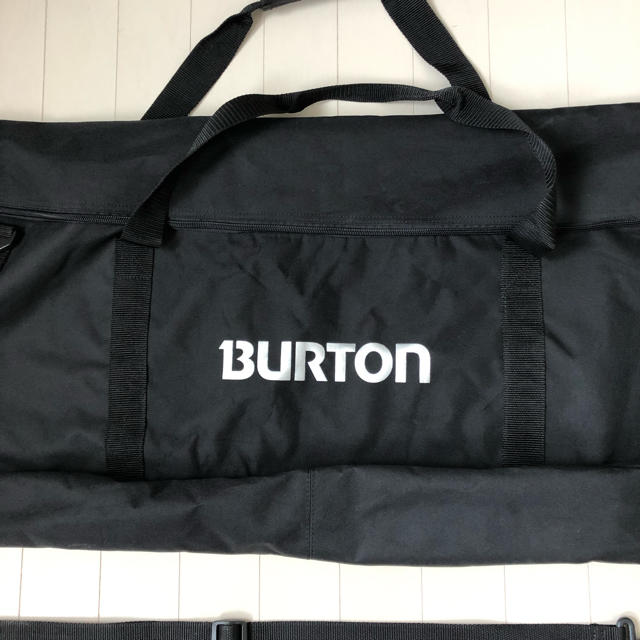 BURTON(バートン)のBURTON スノーボードバック スポーツ/アウトドアのスノーボード(バッグ)の商品写真