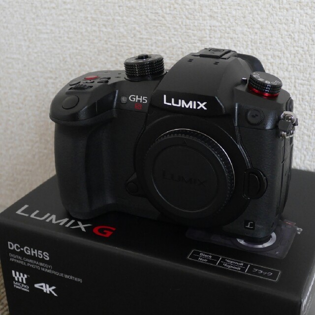 LUMIX DCｰGH5S ボディ【長期保証&バッテリー付き】Panasonic