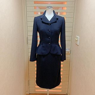 ジュンアシダ(jun ashida)のミスアシダ（miss ashida）濃紺スーツ7号美品 お受験・卒業式などに！(スーツ)