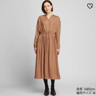 ユニクロ(UNIQLO)のVネックロングシャツワンピース(ロングワンピース/マキシワンピース)