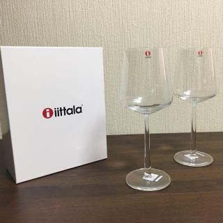 イッタラ(iittala)の【新品未使用】iitala（イッタラ）ワイングラス2脚(グラス/カップ)