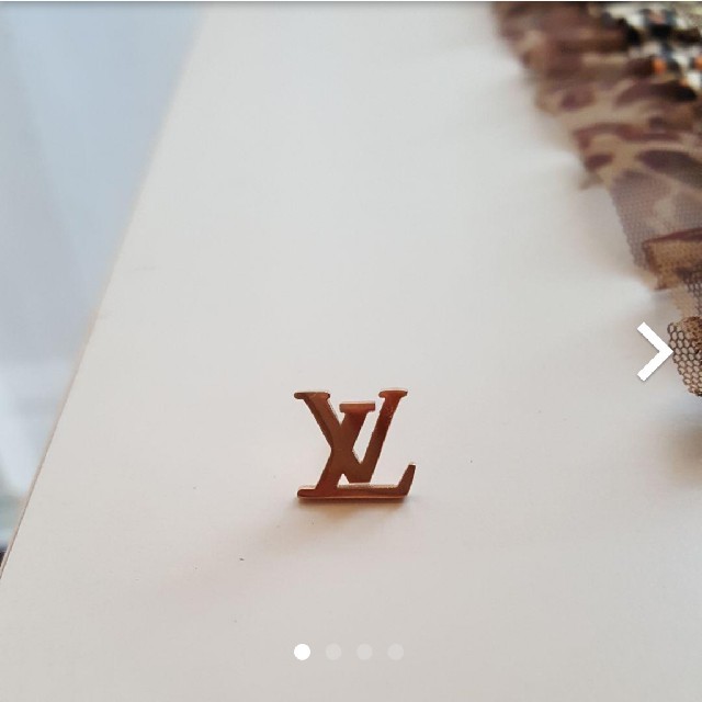 LOUIS VUITTON - ヴィトンピアス片耳の通販 by もみ♡'s shop|ルイ