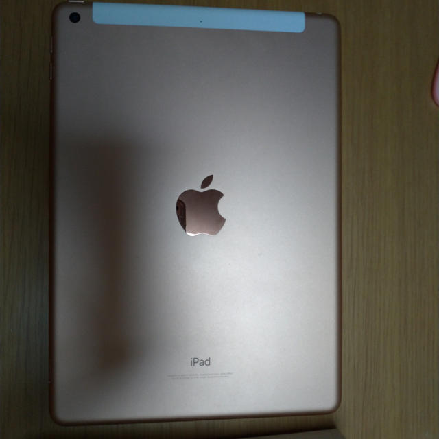 iPad 第6世代 simフリー 2