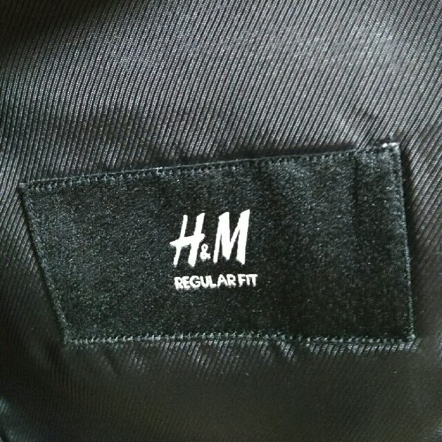 H&M(エイチアンドエム)のH&M スーツ　3ピース　ブラック　セットアップ メンズのスーツ(セットアップ)の商品写真