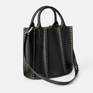 ZARA スタッズ付きトートバッグ