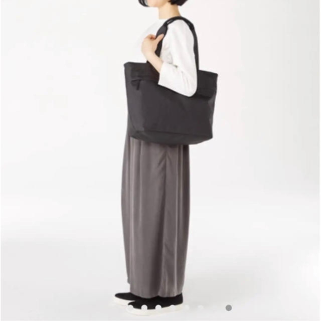MUJI (無印良品)(ムジルシリョウヒン)の無印良品 完売 新品 ワイドファスナーポケット付ＰＣ収納トートバッグ ブラック レディースのバッグ(トートバッグ)の商品写真