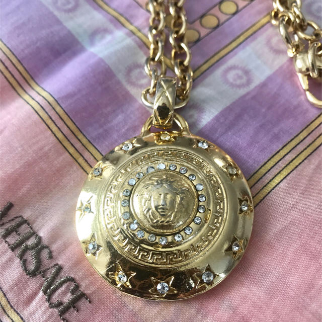 Gianni Versace(ジャンニヴェルサーチ)のあい様専用  メンズのアクセサリー(ネックレス)の商品写真